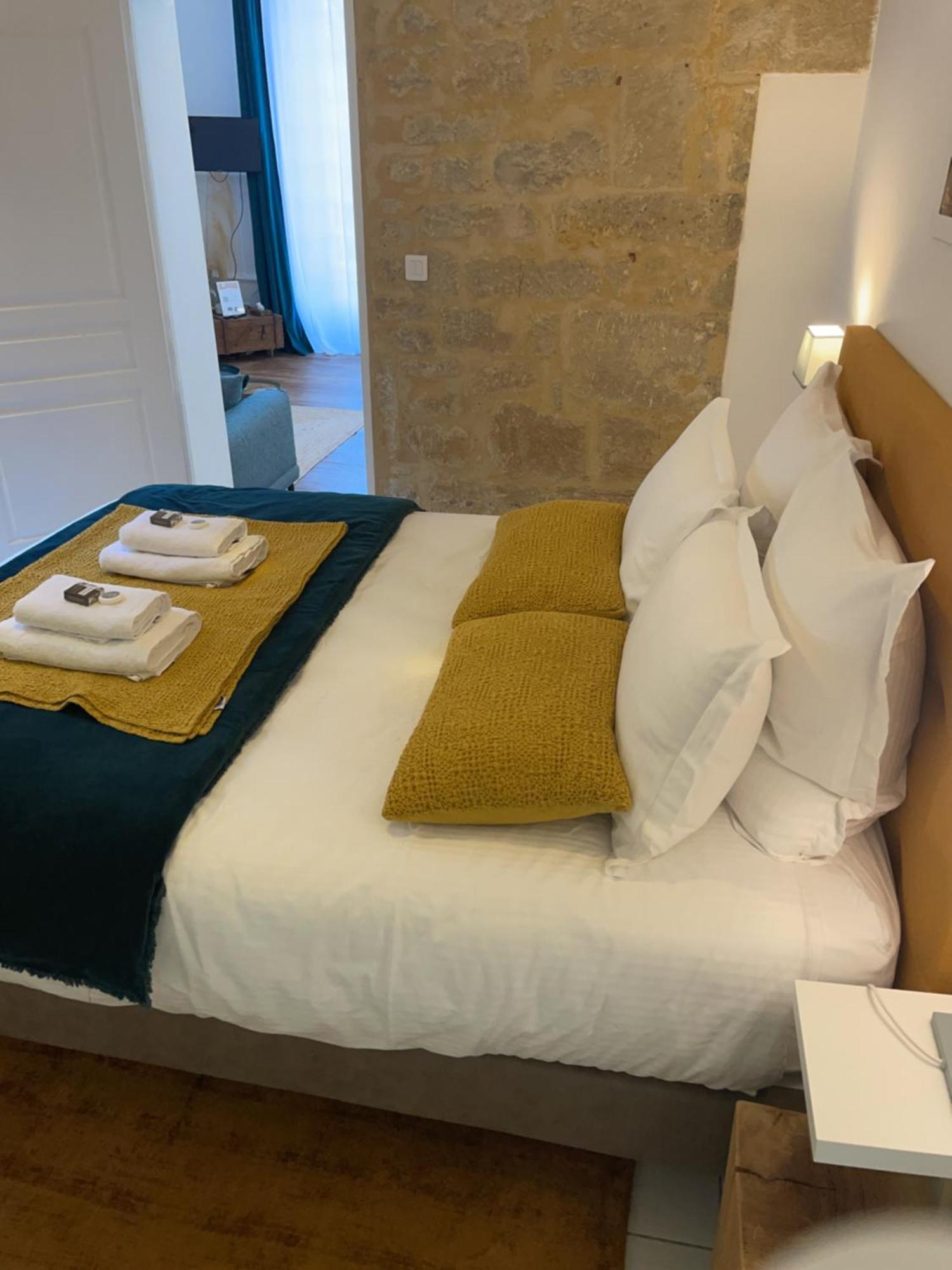Stay In Sarlat - Suite Sarloveze Exterior foto